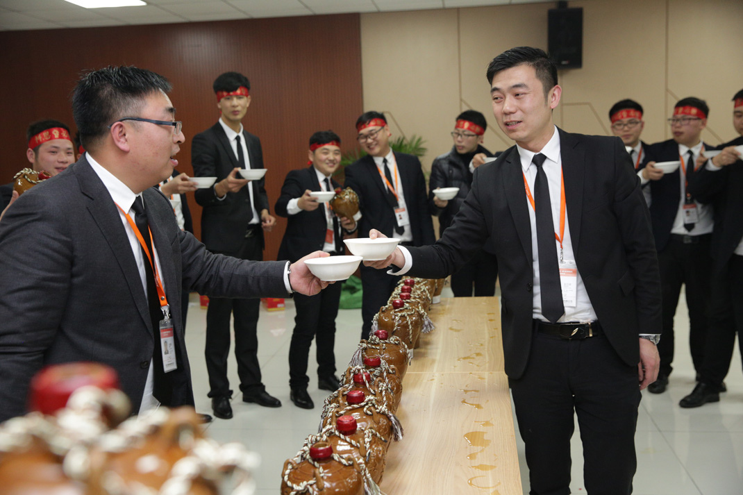 八年磨礪，劍指17——科恩電器2017年誓師大會隆重舉行